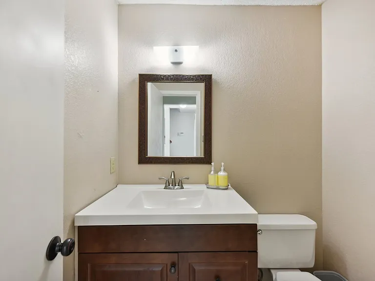 3217 Honeysuckle Dr — Photo 14