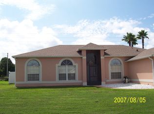 2667 Hawthorne Ln, Kissimmee, FL 34743