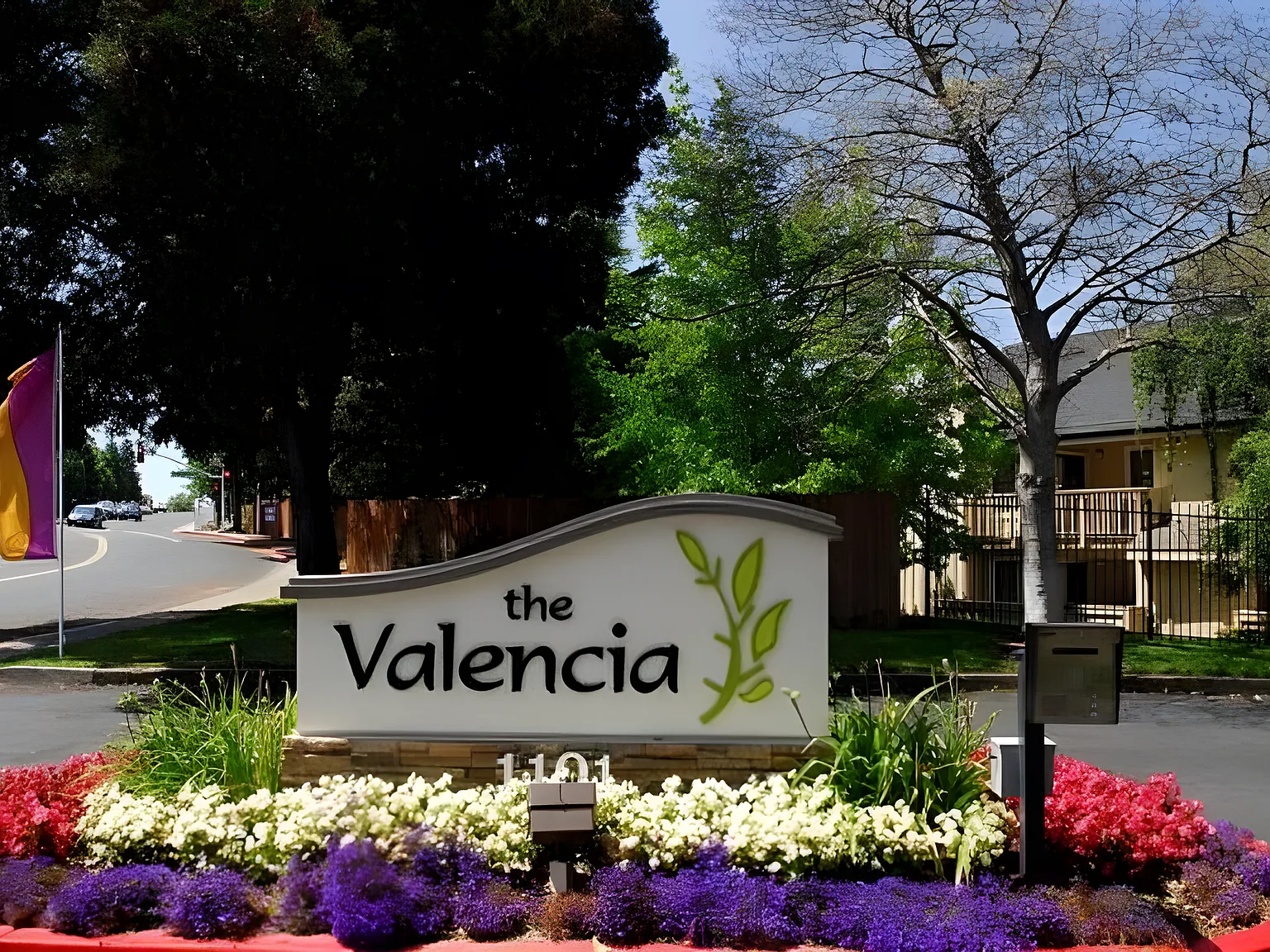 The Valencia — Photo 1
