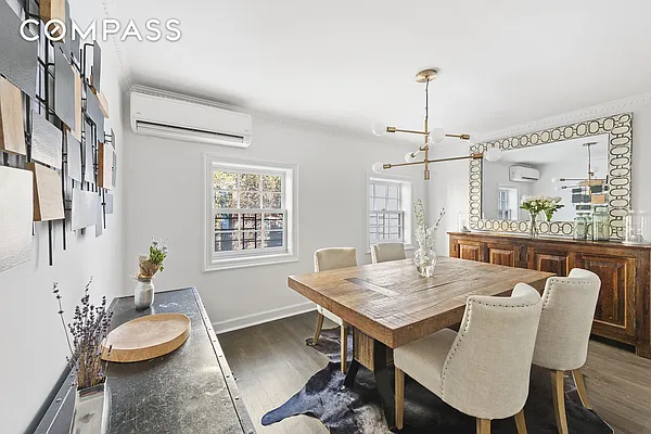 Sold by Compass | media 25