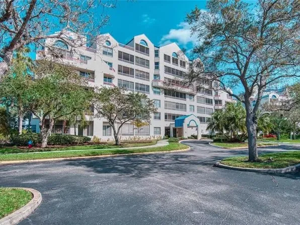 2333 Feather Sound Dr, Clearwater, FL