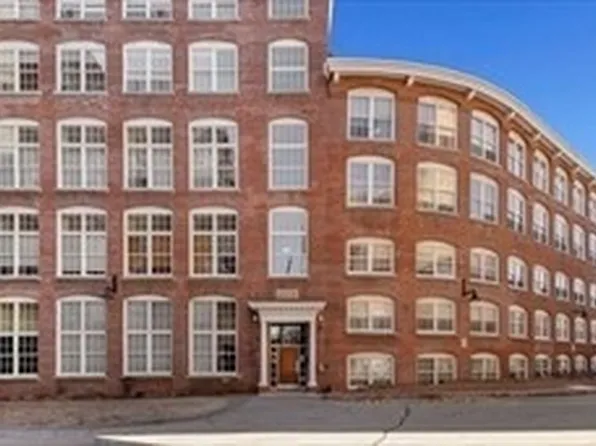 200 Market St Unit 3011, Lowell, MA 01852