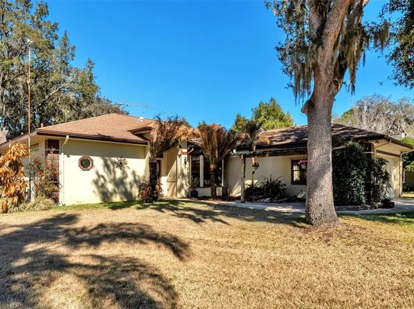 126 Homewood Dr, Winter Haven, FL 33880