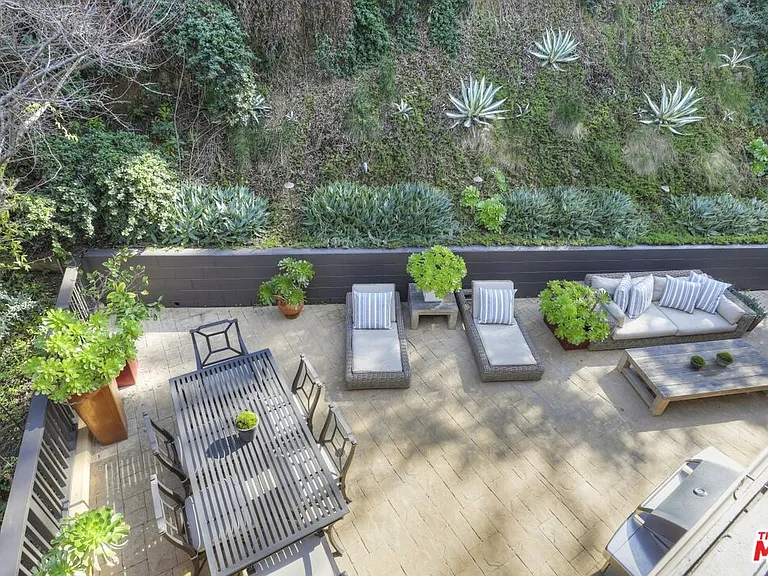 2154 Sunset Crest Dr — Photo 29