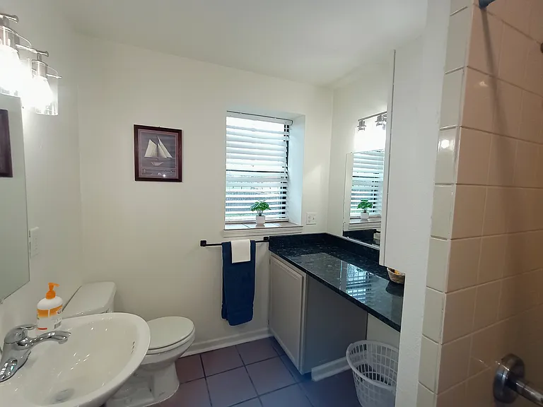 1312 S Quaker Ave #10 — Photo 9