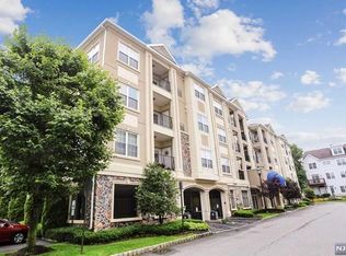 2301 Wickham Ter #418, Clifton, NJ 07013
