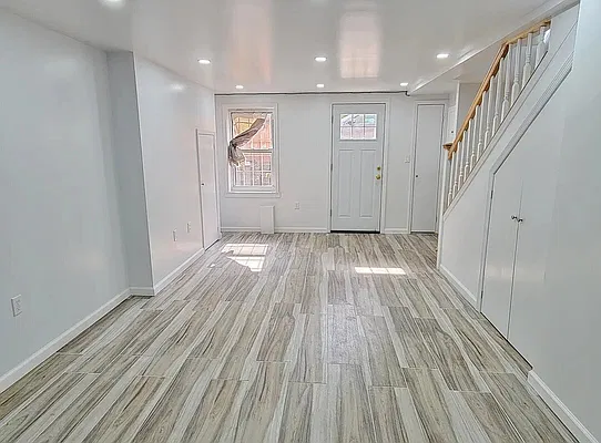 Rented by BLS Realty | media 25