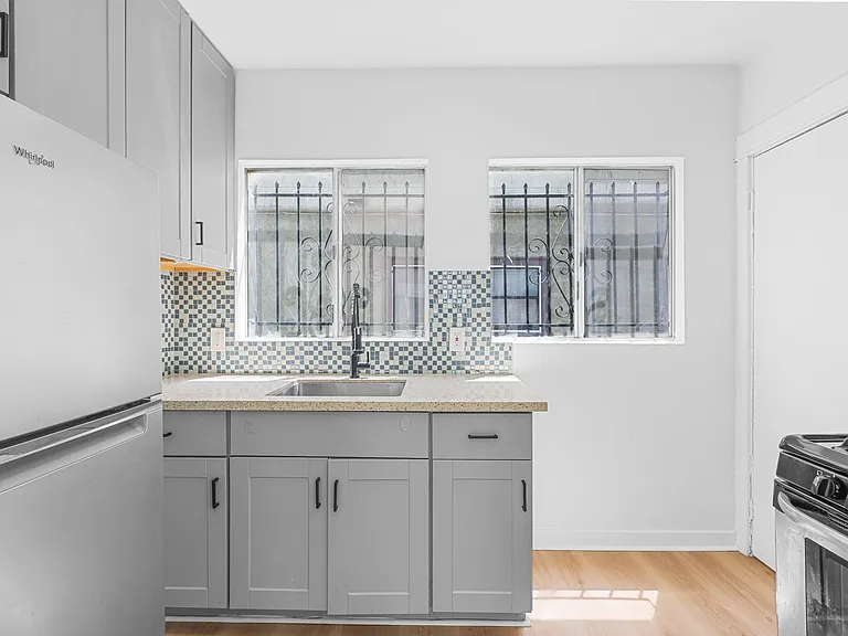 1326 1/4 Constance St #25A — Photo 2