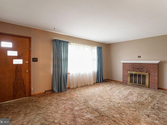 4th image of 9714 Chapelwood Ln