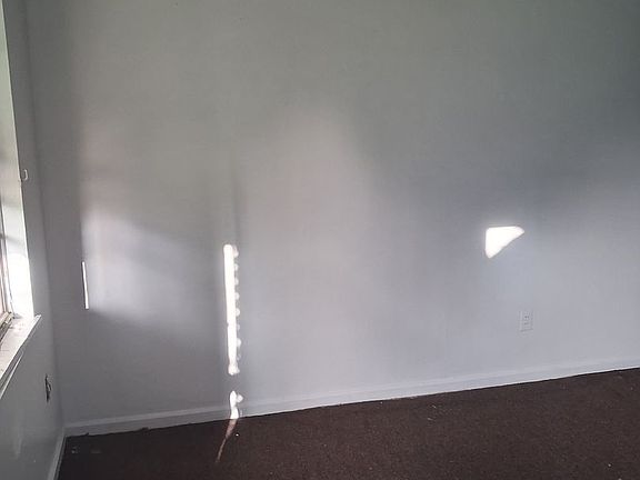 3rd image of 3083 Guernsey Ave
