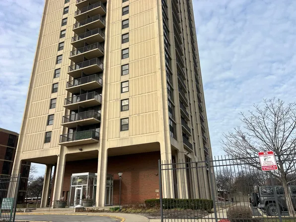 3001 S Michigan Ave, Chicago, IL 60616