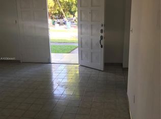 2900 SW 35th Ave, Miami, FL 33133