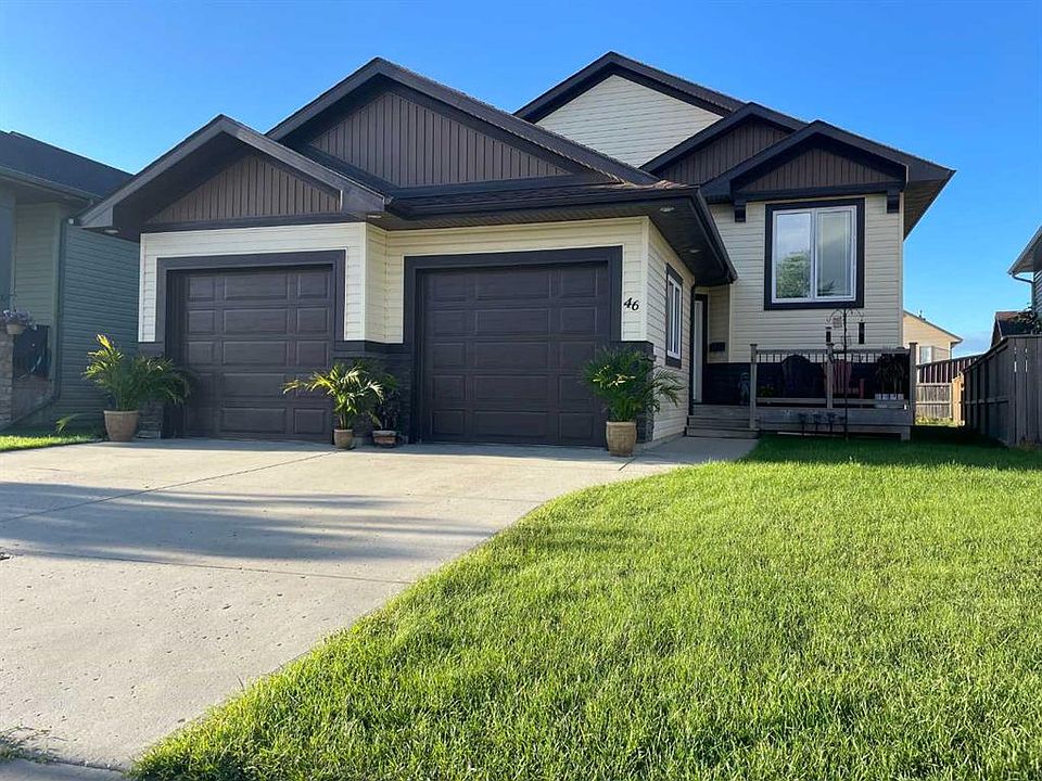 1st image of 46 N Mackenzie Cres
