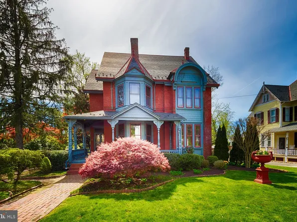 402 High St, Mount Holly, NJ 08060