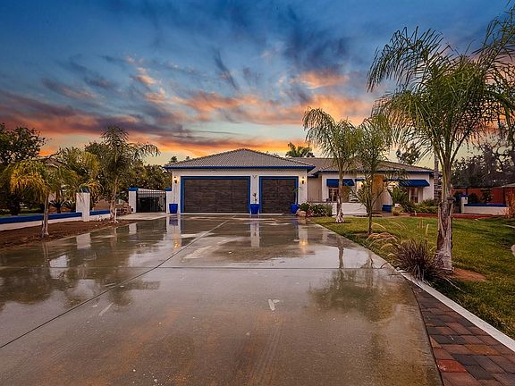 Contact DeBonis Team