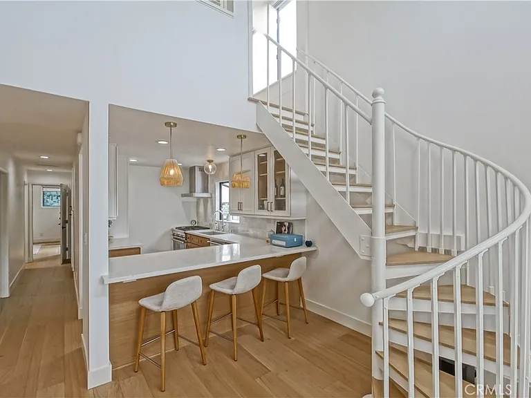 320 Marine Ave — Photo 14