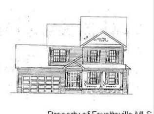 5627 Nesee St, Fayetteville, NC 28314