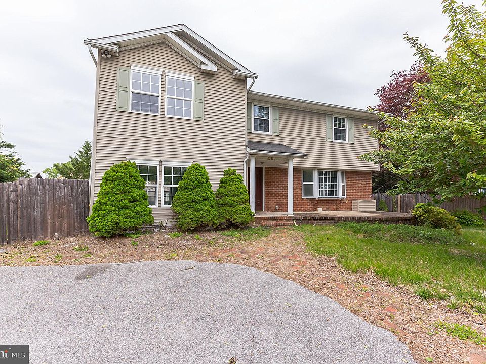 1st image of 8233 Brandon Dr