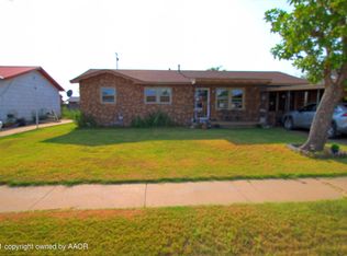 13 S Kentucky St, Perryton, TX 79070