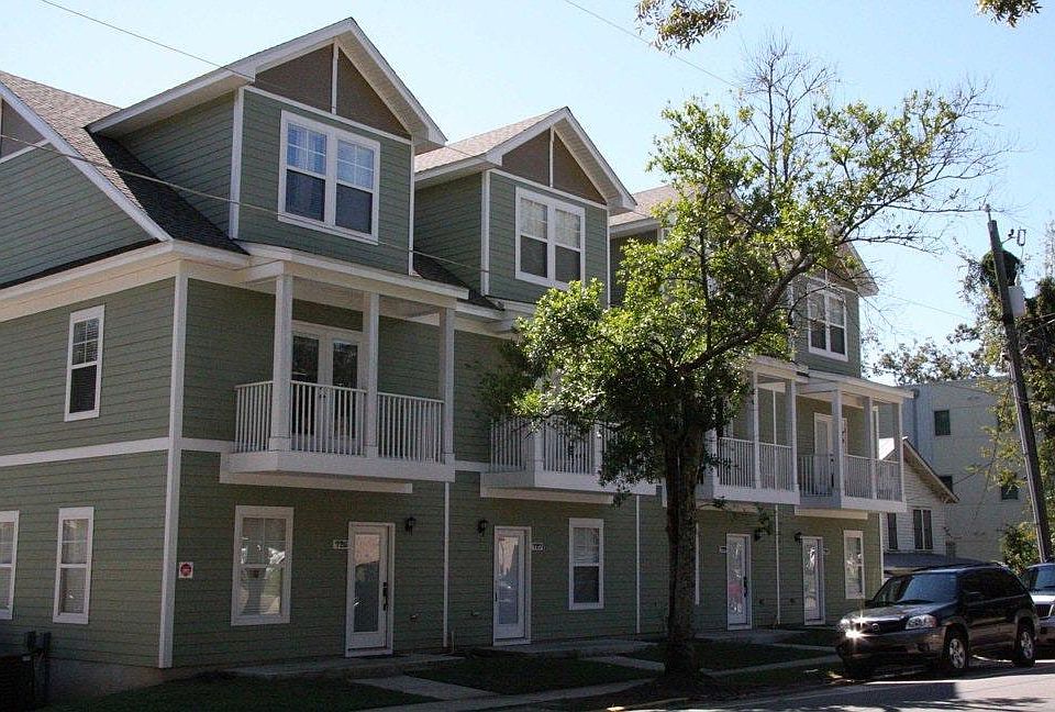 1st image of 725 W Saint Augustine St