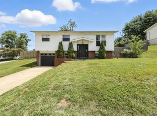 1053 Oak Trl, Pevely, MO 63070