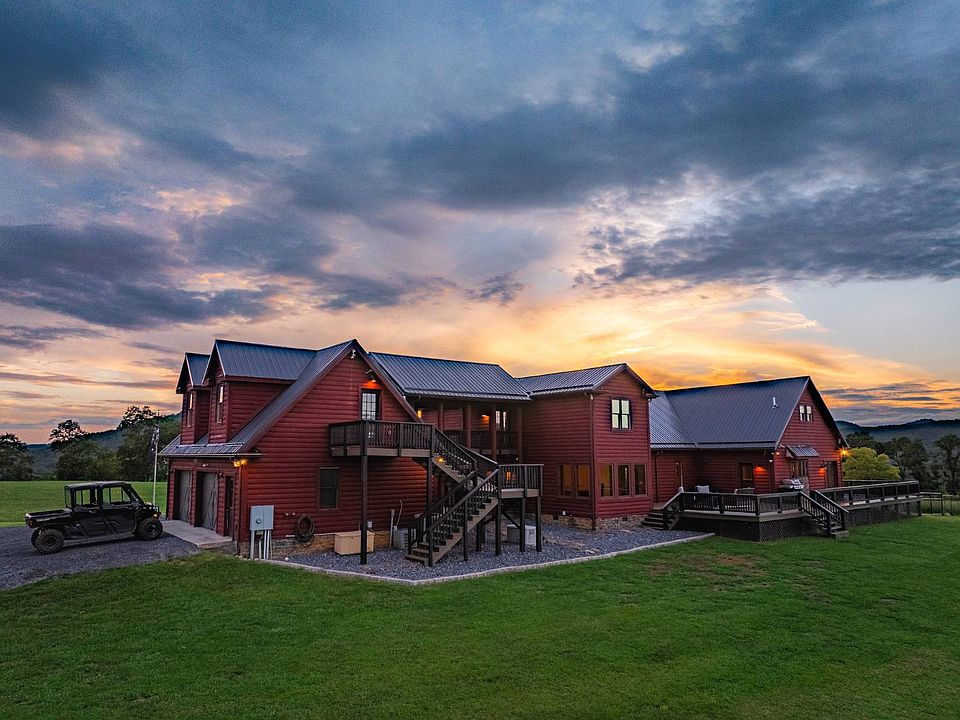 1st image of 829 Skaggs Rd