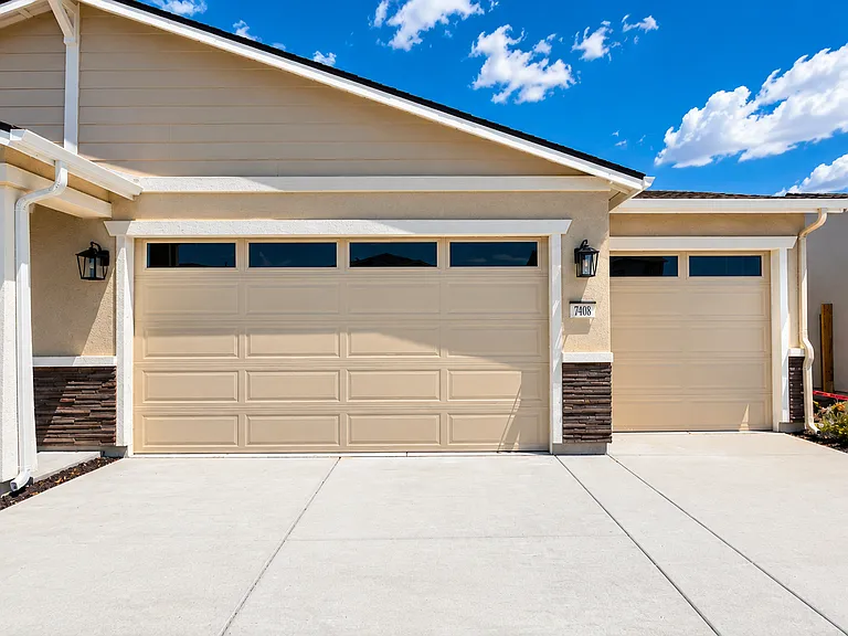 7408 Brenner Pass Way — Photo 4