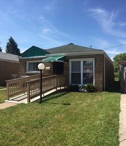 10234 S Van Vlissingen Rd, Chicago, IL, 60617