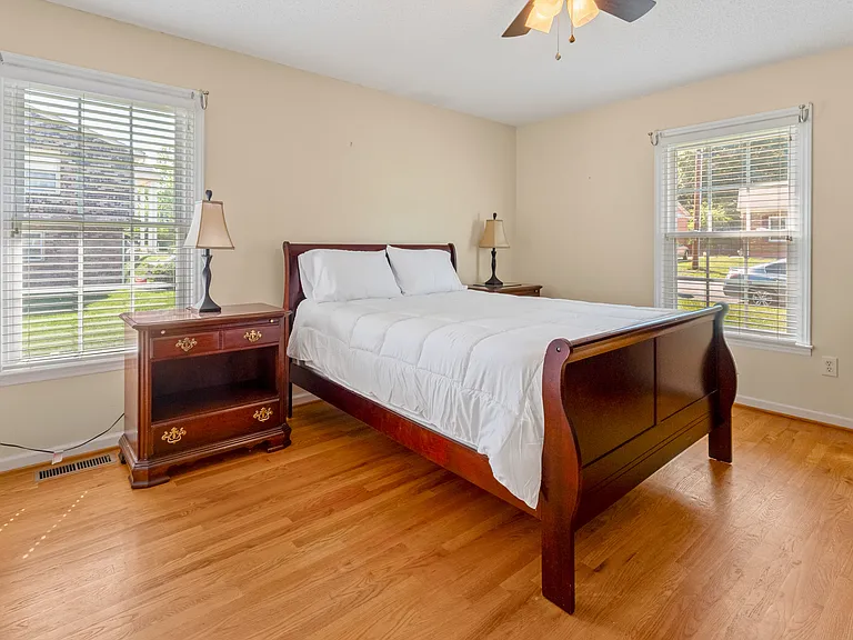 120 Palms St — Photo 12