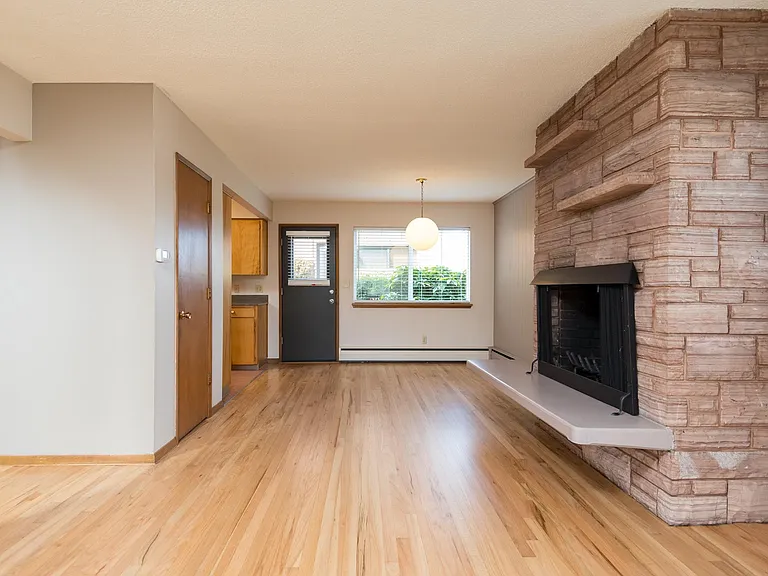 2518-2504 N Rosa Parks Way #2526 — Photo 6