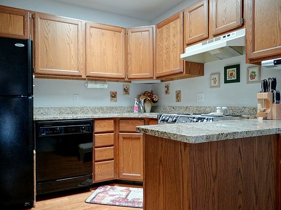 4th image of 1436 Heritage Landing #308