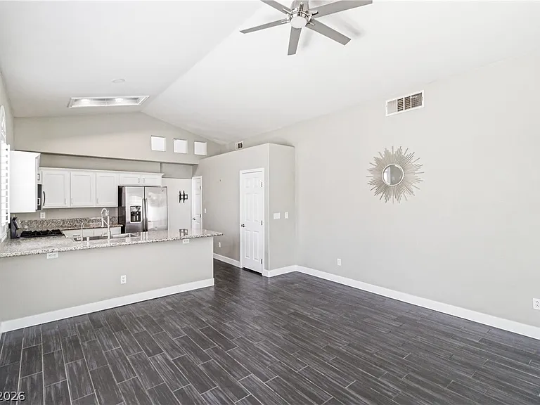 9523 Observer St — Photo 16