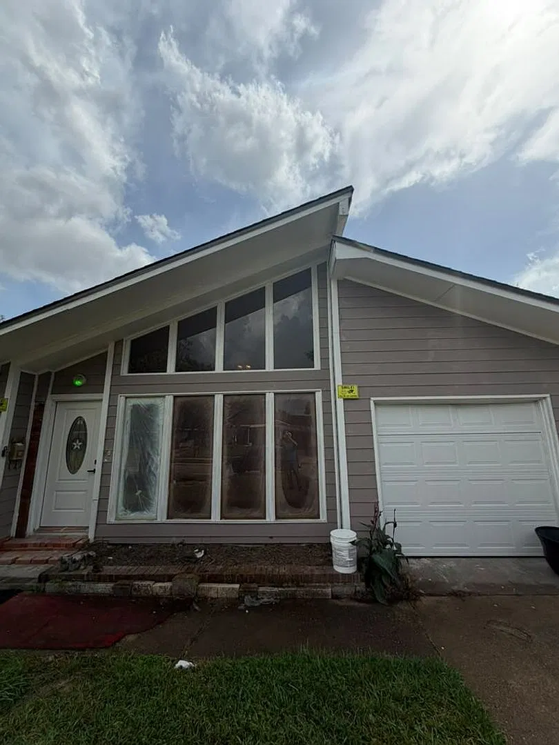 Beautiful Home In Houston. Move In Ready!. — Photo 1