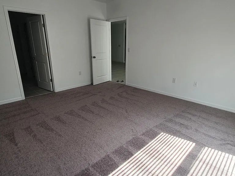 5048 Vellacito Way — Photo 10