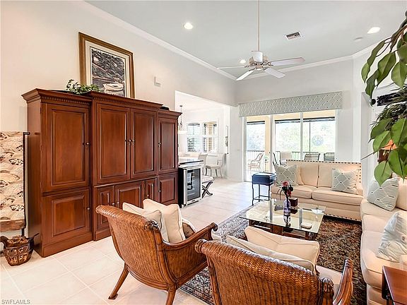 3rd image of 12180 Toscana Way APT 201