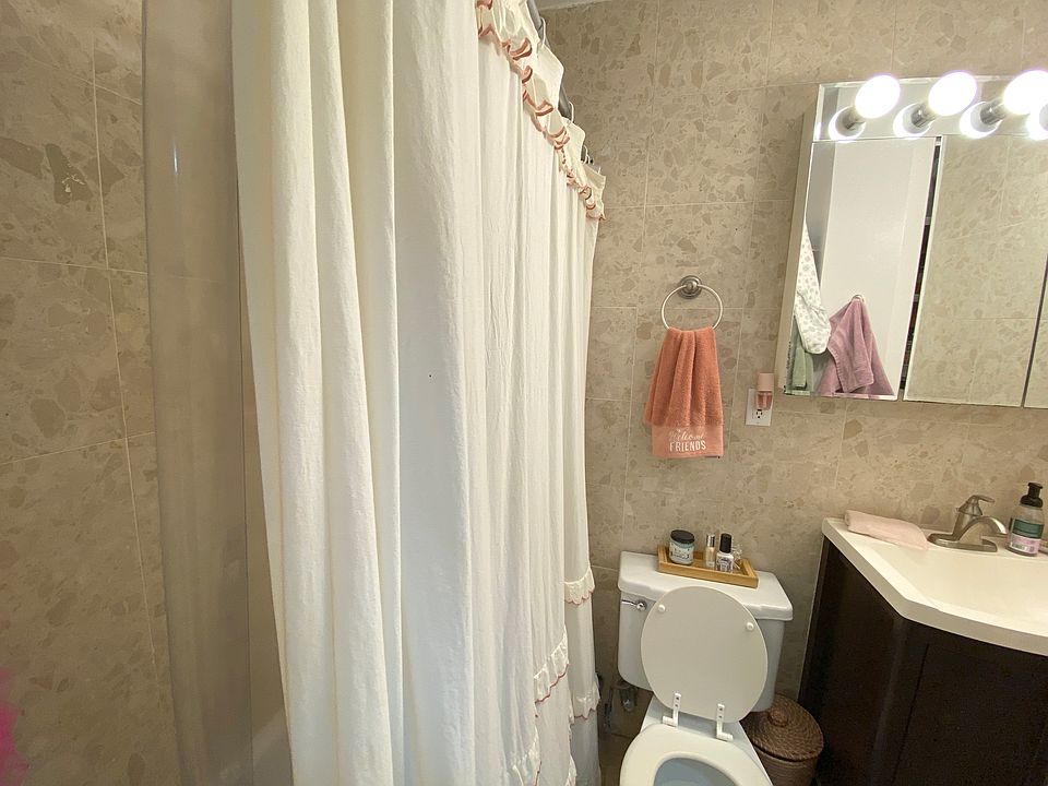 1st image of 304 W 92nd St APT 4Q