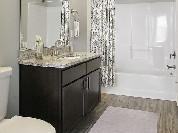 4th image of 6319 Fox Rd #6340-105