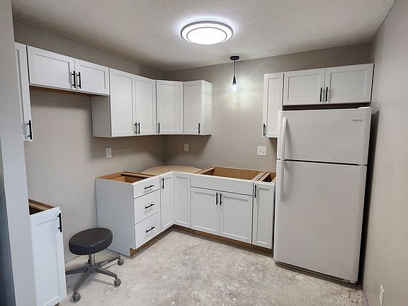 New kitchen, almost done!