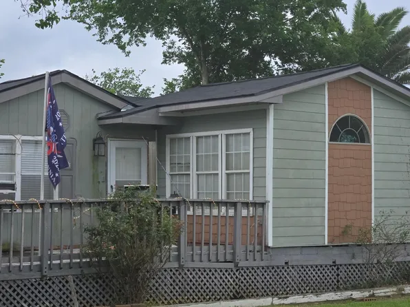 5023 Quail West Rd, Alvin, TX 77511