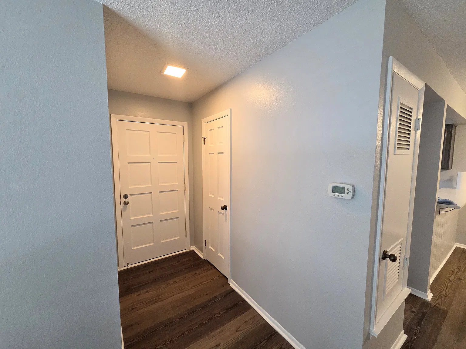 1 bed, 806 sqft, $1,700 — Photo 4
