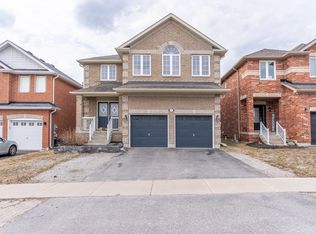 1373 Hunter St, Innisfil, ON L9S0H5