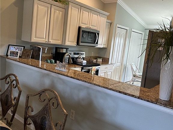 4th image of 10518 Washingtonia Palm Way APT 4622