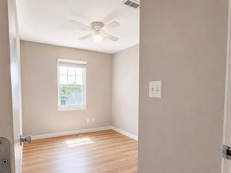 616 Aubrey Dr — Photo 13