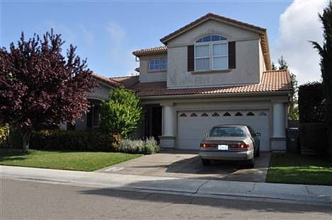 1st image of 1724 Portola Ct