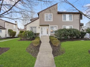 3708 Park Pl, Springfield, NJ 07081