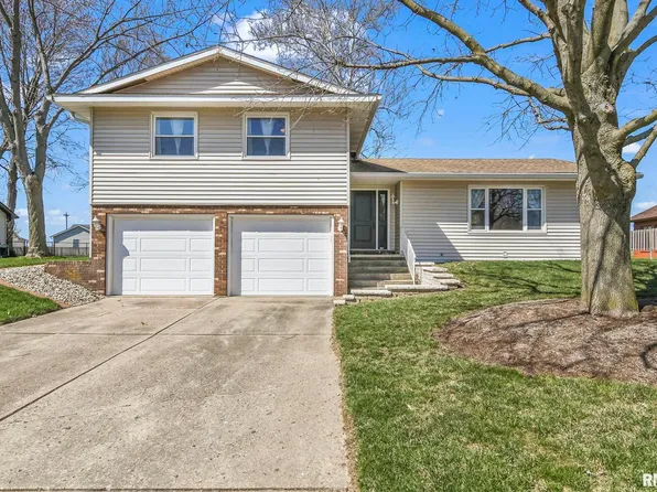 205 Westhampton, Sherman, IL 62684
