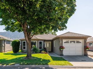 615 Glenmeadows Rd Unit 13, Kelowna, BC V1V 1N9
