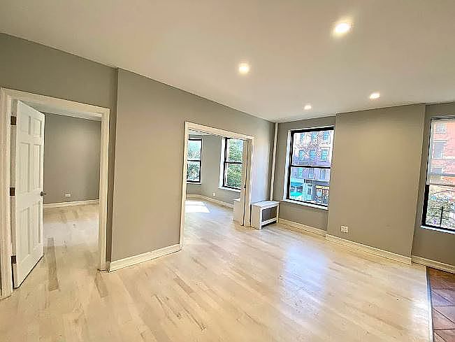 1st image of 76 W 69th St APT 2S