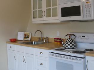 837 Cricket Ave #2, Ardmore, PA 19003
