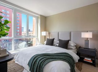 251 E 2nd St #8B, New York, NY 10009